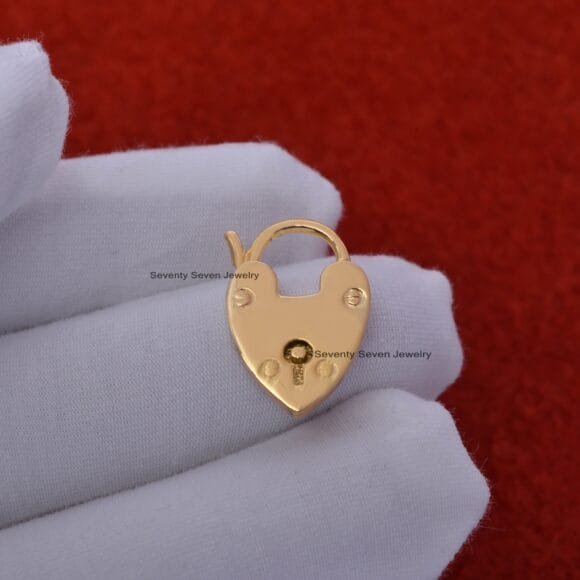 9K Gold Heart Padlock, 9K Gold Plain Heart Lock, Gold Dainty Padlock - Image 4