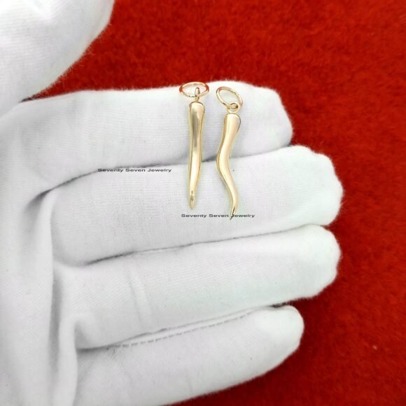 VS Diamond Italian Horn Charm Pendant, 9K Gold Cornicello Charm Pendant - Image 6
