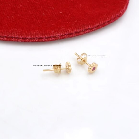 9k Diamond Flower Earrings, 9k Gold Diamond Studs, 9K Diamond Earrings - Image 3