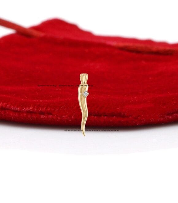 14k Gold Cornicello Horn Pendant, Diamond Horn Pendant - Image 2