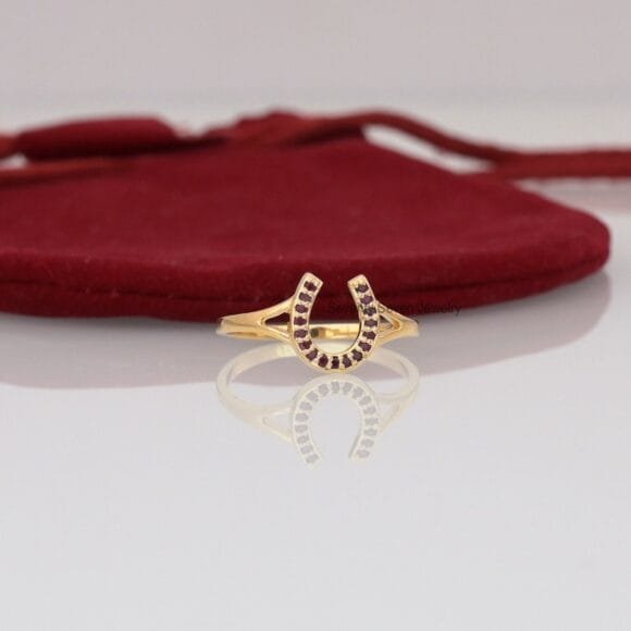14K Gold Horseshoe Diamond Ring, Vintage Gold Horseshoe Diamond Ring - Image 6